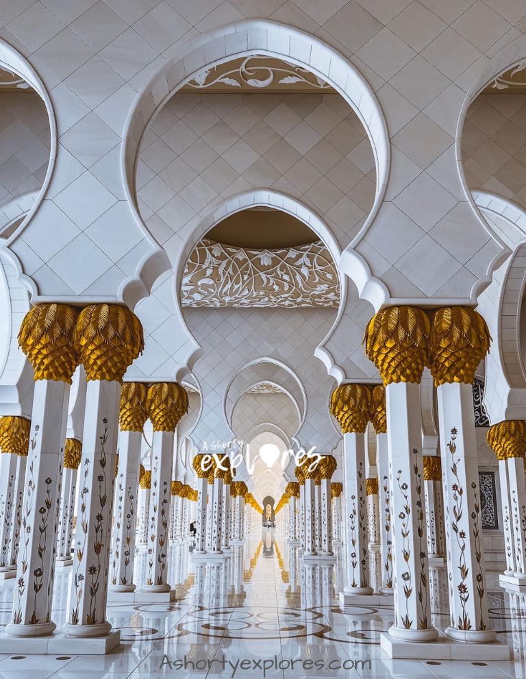 Sheikh Zayed Grand Mosque Columns