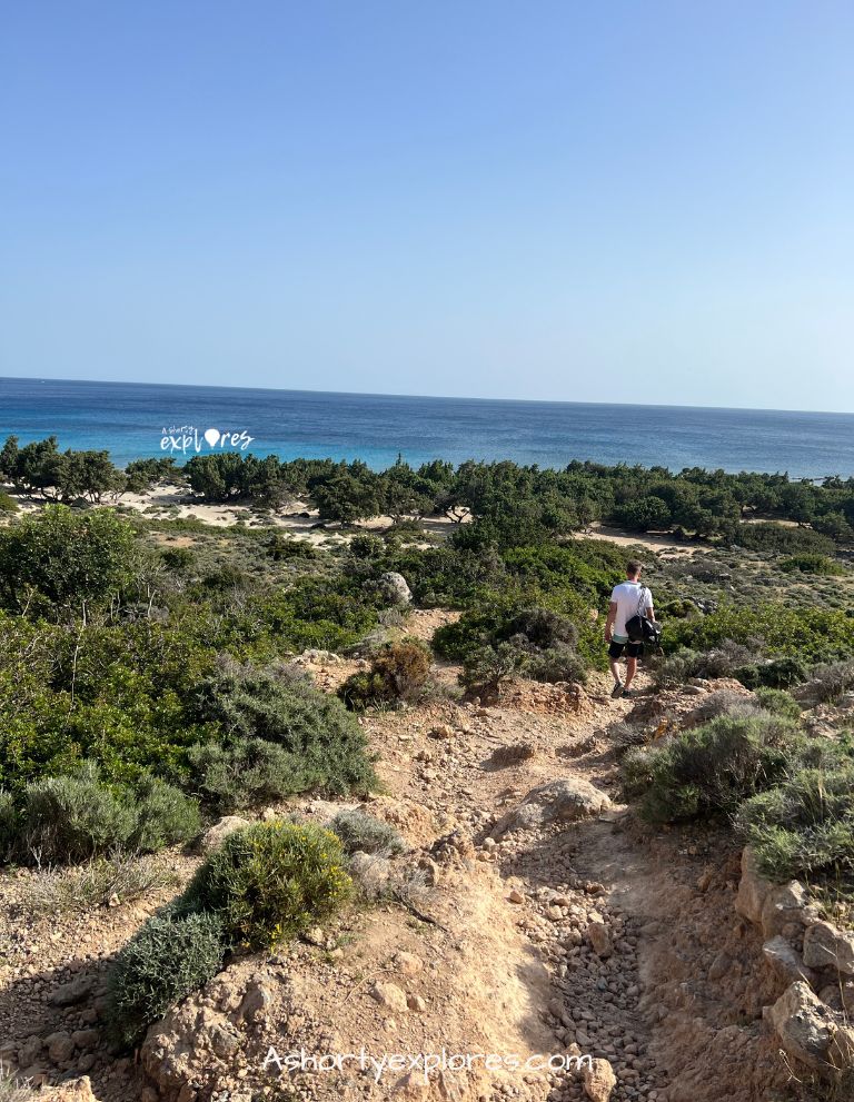 Hiking route to Kedrodasos Beach