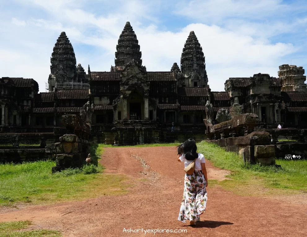 Angkor wat temple 吳哥窟一日遊行程