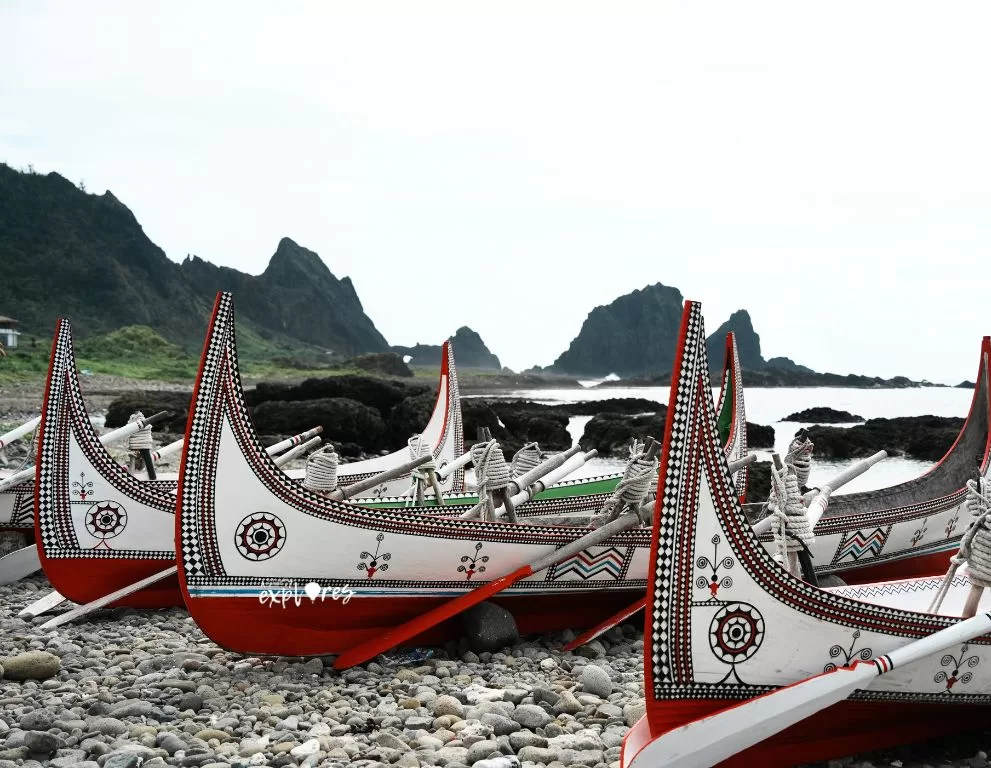 蘭嶼拼板船 orchid island wooden boat