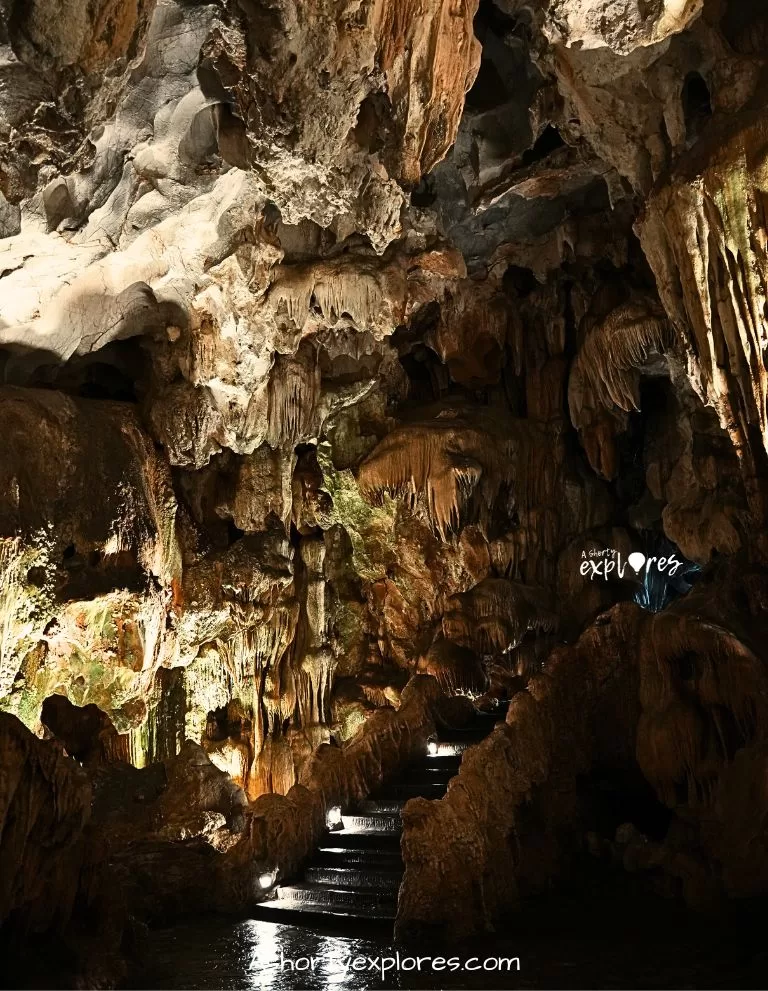 Thien Cung Cave Stalactite 天宮洞鐘乳石