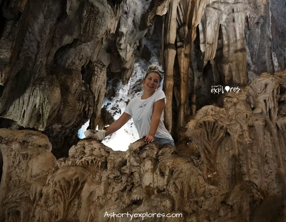 天宮洞鐘乳石Thien Cung Cave stalactite