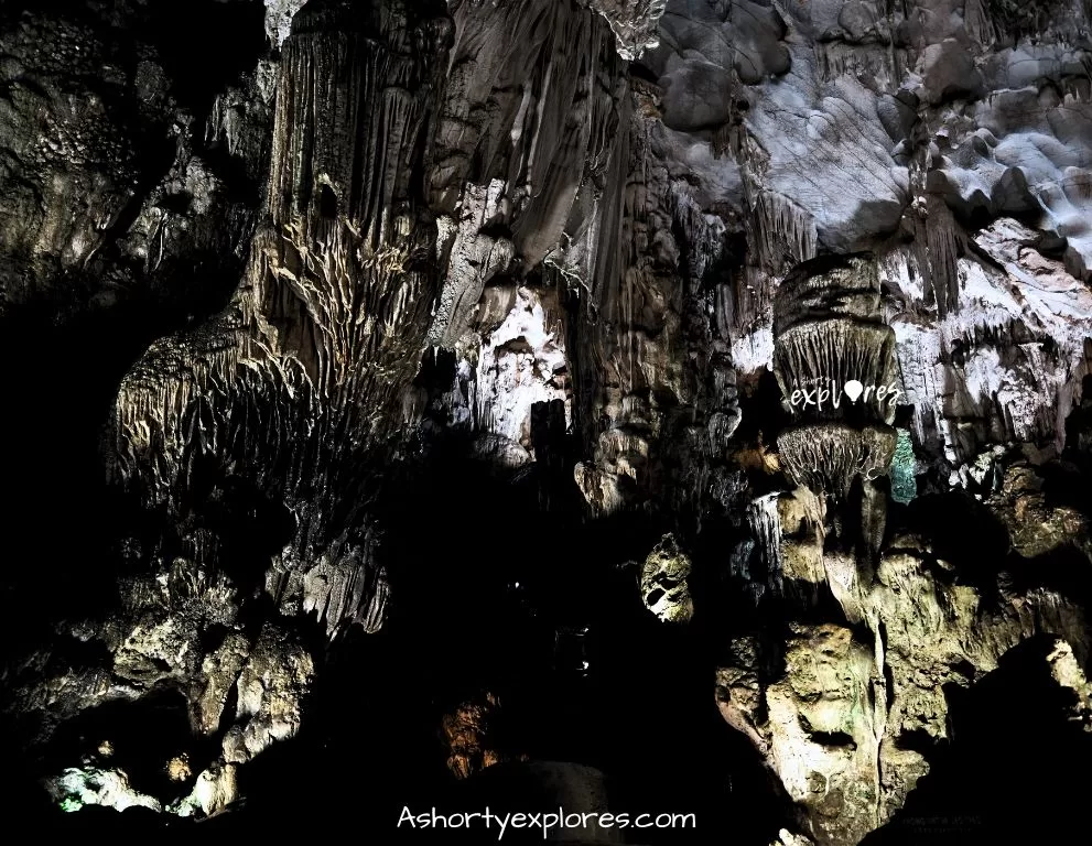 天宮洞鐘乳石照片Thien Cung Cave stalactite photo