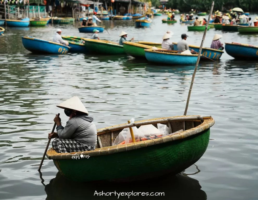 Hoi An coconut forest basket boat 越南會安水椰林竹籃船