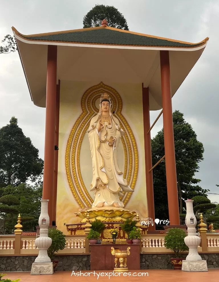 Vinh Trang Pagoda 永長寺觀音像