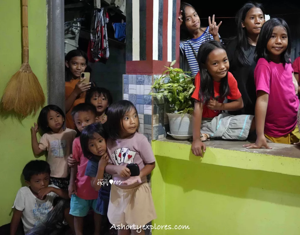 kids in north of Philippines