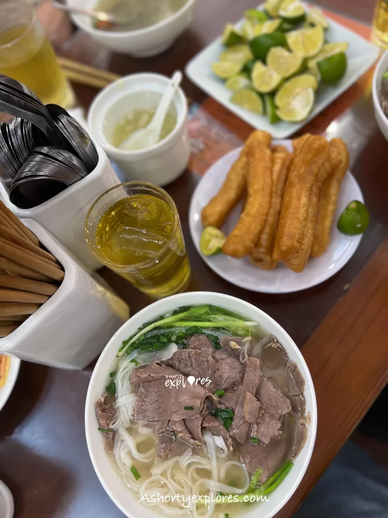 Pho 10 Ly Quoc Su beef pho