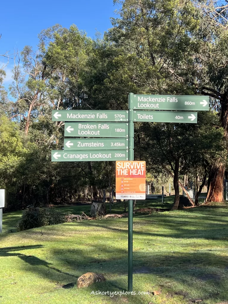 entrance of Mackenzie Falls Grampians National Park